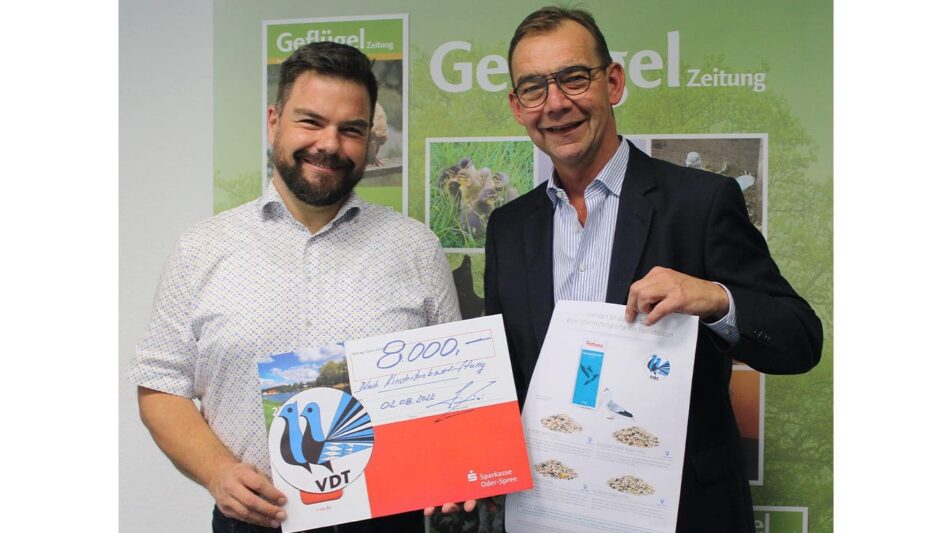 VDT übergibt Scheck an Deutsche Kinderkrebsstiftung