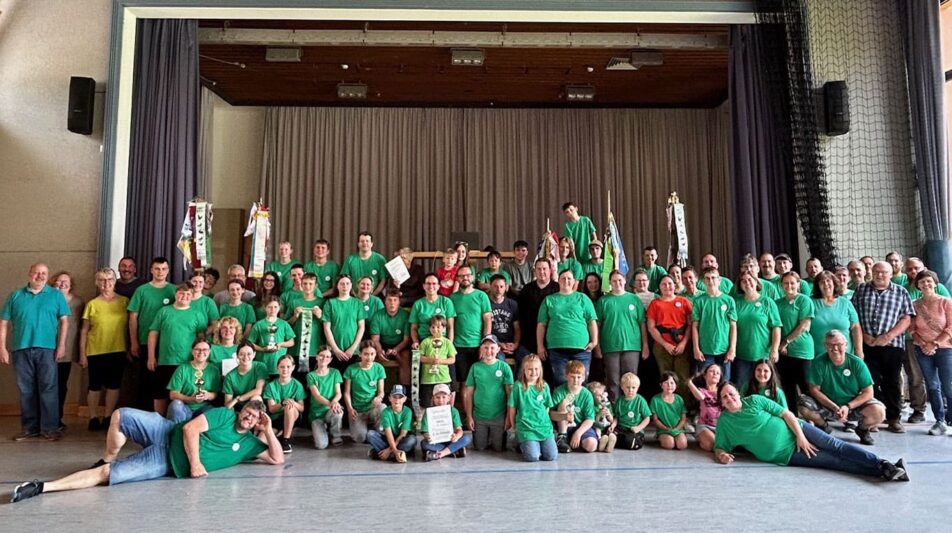 Kleintierzüchter-Jugend zu Gast beim Verein Z83 Ilshofen